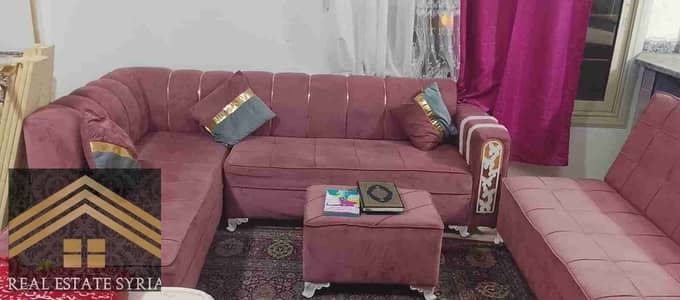 استديو مفروش للايجار مدخل خاص بجوار نادي جرين هيلز وبجوار خدمات