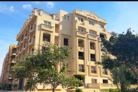 Duplex for sale, immediate delivery, next to Waterway on 90th Street in Al Ashrafia Compound new cairo