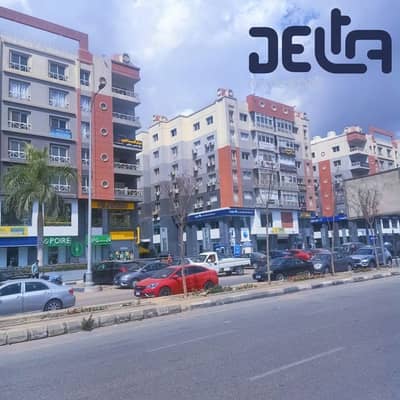 عيادة للايجار علر المحور المركزي مباشر سوبر لوكس 75 متر