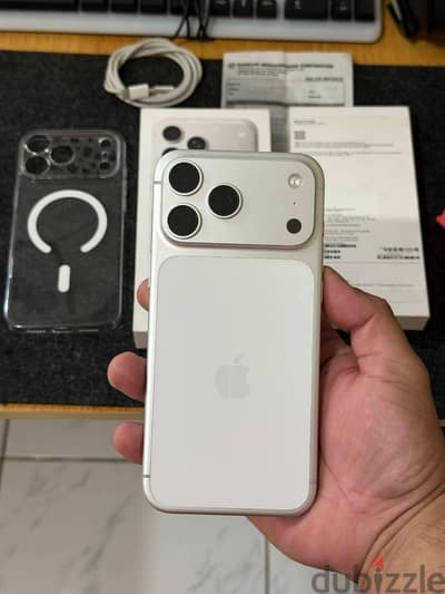 Apple - iPhone 17 Pro Max