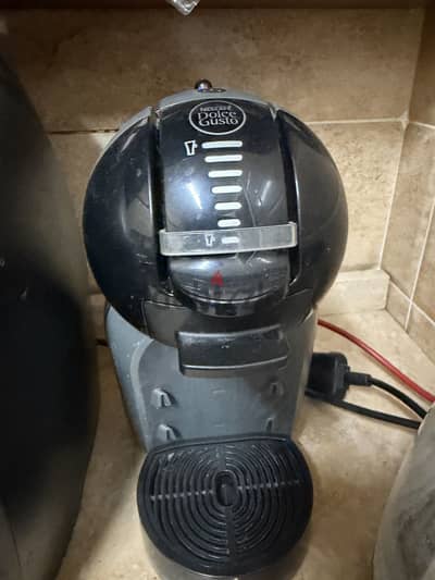 Nescafé dolce gusto mini me coffee machine