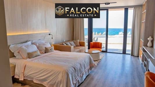 شاليه عايم ع البحر بإطلالة Triple View هتسمع صوت البحر من الشاليه تشطيب ultra luxury واستلام فوري وتقسيط علي اطول عدد سنوات بدون ضغط