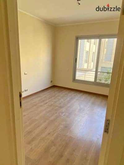 Immediate receipt apartment with distinctive finishing in Palm Hills, minutes from New Giza