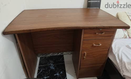 مكتب للمذاكرة