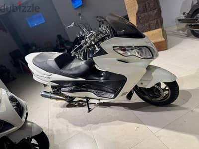 سوزوكي برجمان 250 cc