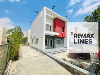 فيلا للبيع في مدينتي نموذج I مودرن فيو جاردن ومجري السيل لوكيشن مميز جدا قريبة من الساوث بارك والمركز الطبي والفود كورت تشطيب الترا سوبر لوكس