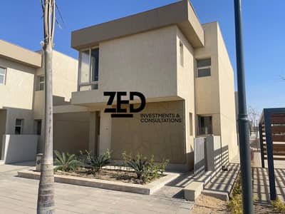 Last chance to own a villa in Palm Hills Badya at this price and larger area with a down payment of 6 million and a total difference from the market at a respectable number where you can live in a community in Palm Hills.