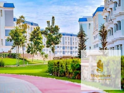 Penthouse apartment for sale in Mountain View Hyde Park at an attractive price with a view of the fountain