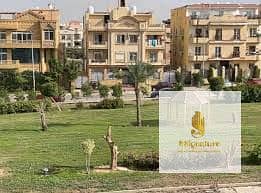 للايجار المفروش استوديو فرش فندقي الترا سوبر لوكس اول سكن في البنفسج فيلات  التجمع الخامس فيو شارع رئيسي