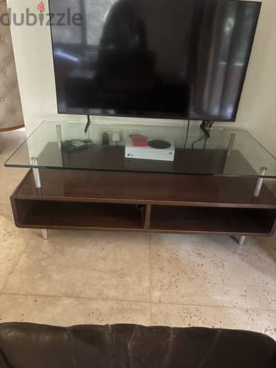 1 tea table and 1 side table