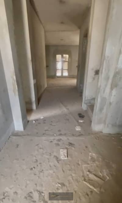 فيلا ستاندالون  للبيع نصف تشطيب في اليجريا 380م+550جاردن