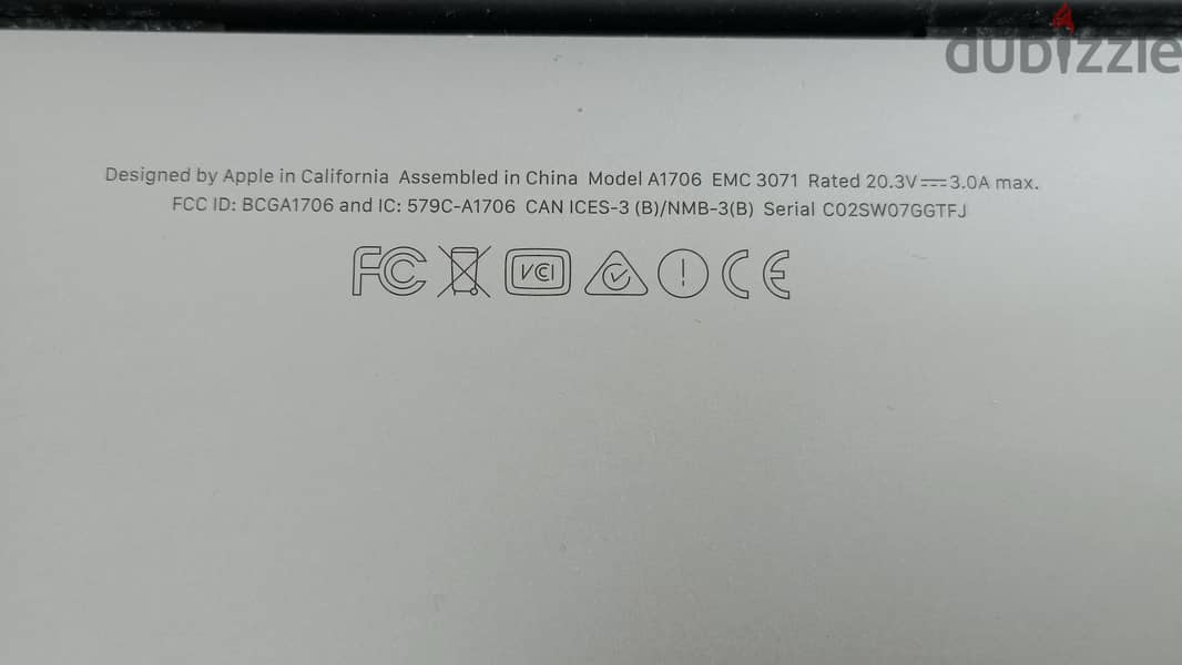 MacBook pro 2016-touchpad-4 USB- c 5