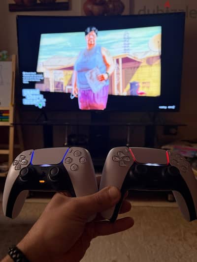 PS5 كسر زيرو بالكرتونه ومعاه دراعين