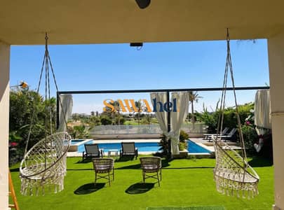 For rent - Ultra Luxury Ground Chalet in Hacienda Bay - North Coast    Open panoramic golf view  ‍ Private swimming pool + jacuzzi  Luxury hotel furnishings
