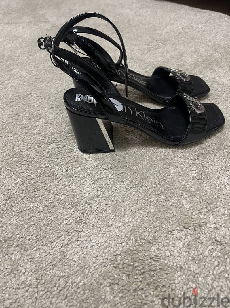 Calvin klein sandals 2