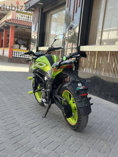 فجوري 300