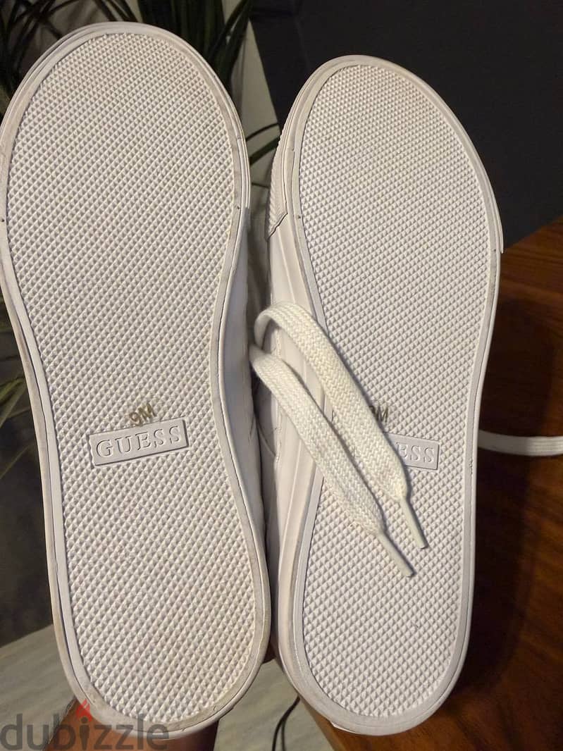 Original Guess white sneakers size 9 4