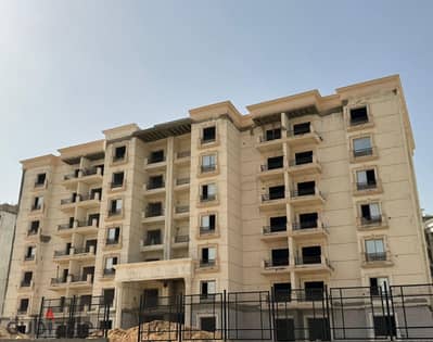 بمقدم 10% فقط استلم شقتك متشطبة الان في التجمع الخامس امام الرحاب مباشرة وعلي طريق السويس بقسط علي 10 سنوات متساوية.