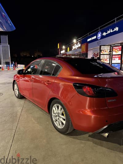 Mazda 3 2010 لقطه للبيع