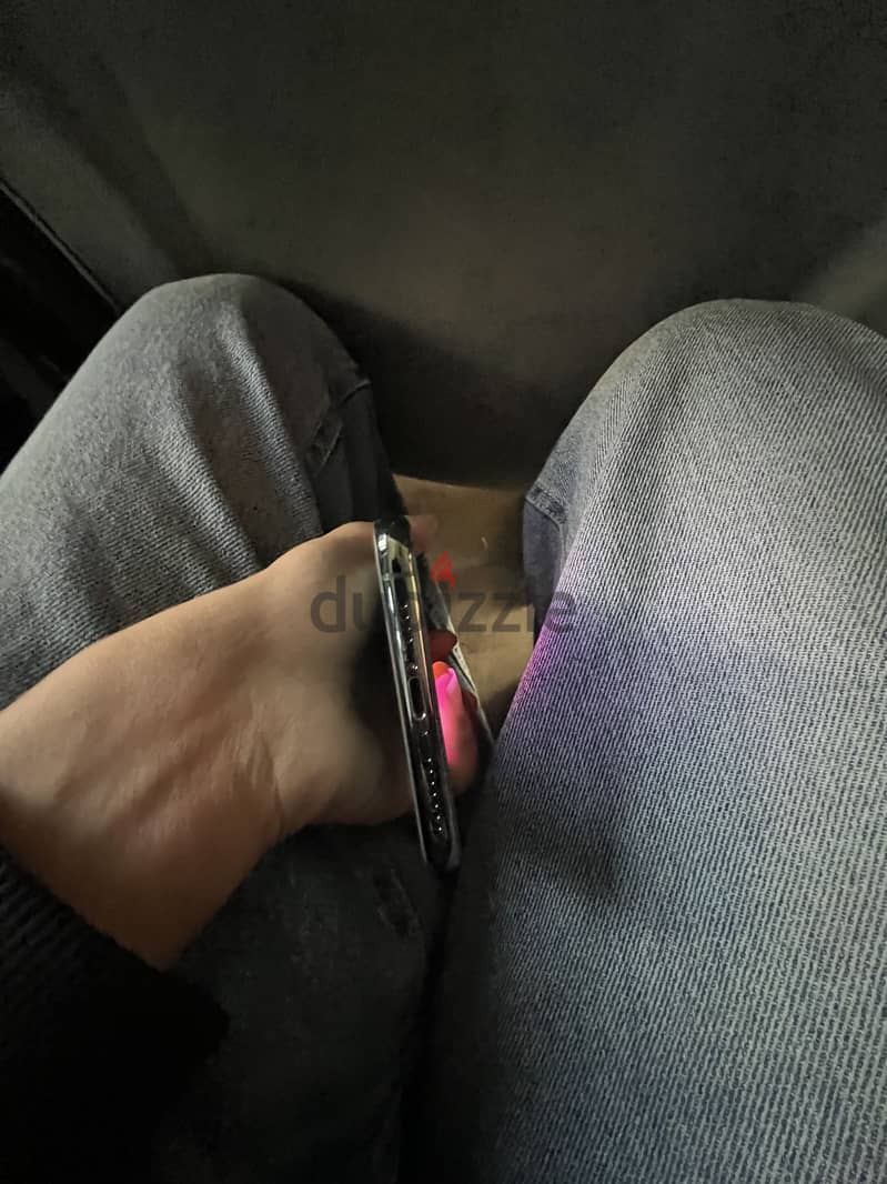 Iphone 11pro max 4