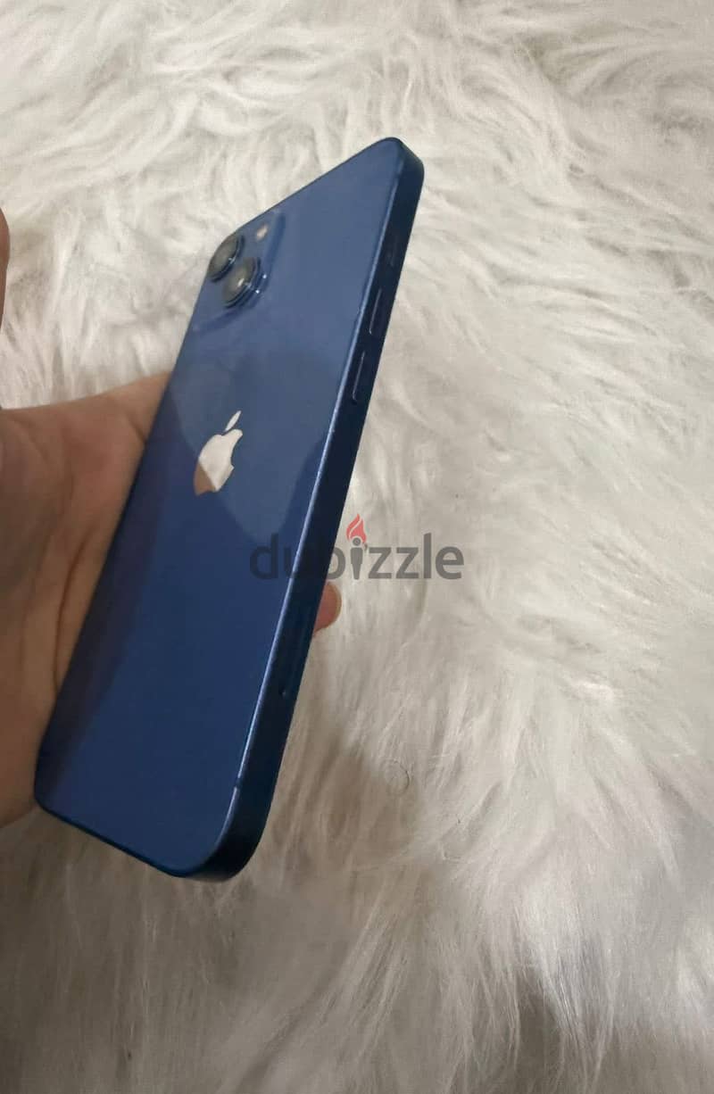 IPhone 13 2