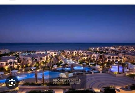 شاليه  متشطب لقطه بامواج الساحل الشمالي Amwaj بسيدي عبد الرحمن بجانب sea shell