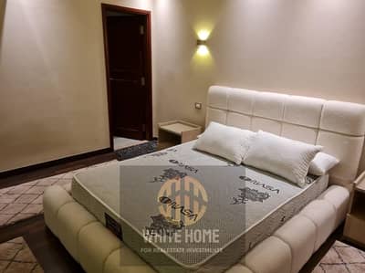 شقه مفروشه بالكامل للايجار بكمبوند هايد بارك القاهره الجديده موقع متميز منطقه الجولدن سكوير علي شارع التسعين مباشره بجوار ميفيدا قريبه من جميع الخدمات