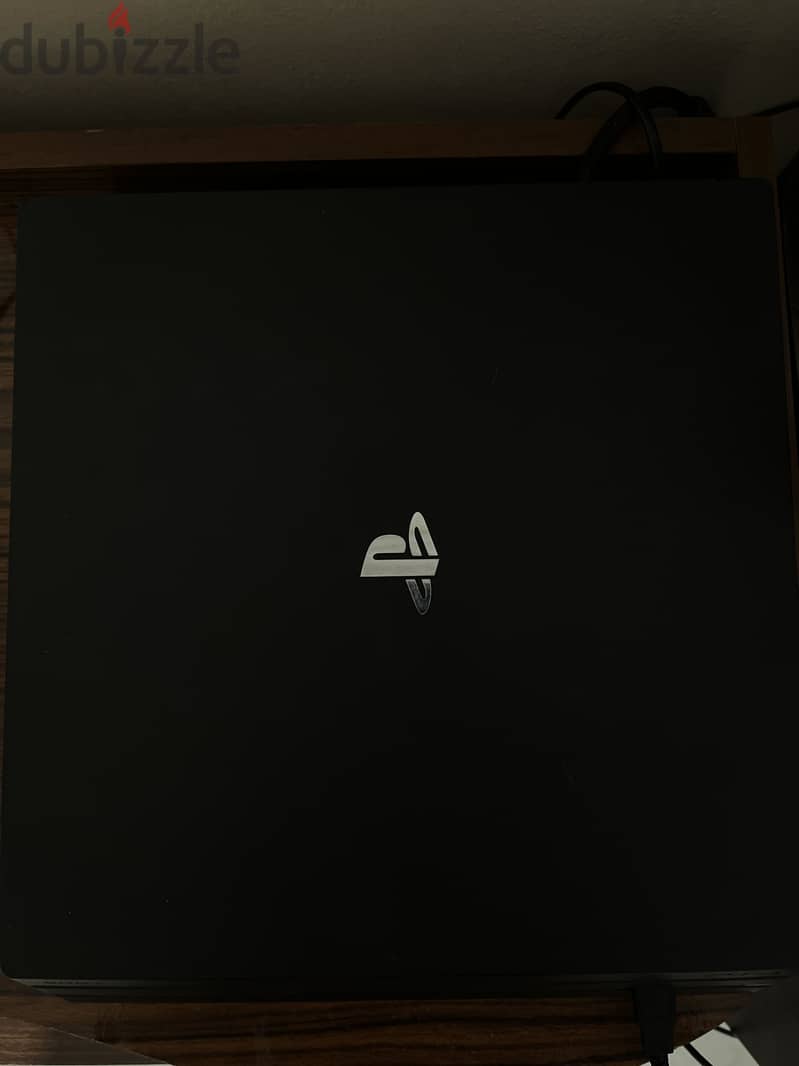 PS4 Pro in a good condition 4