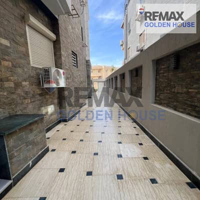 . . 140sqm apartment | 3BR | 2Bath | 2-piece reception in Shorouk District 7 Villas beside El Patio & Shorouk 2000, prime location near BUE & Madinaty.