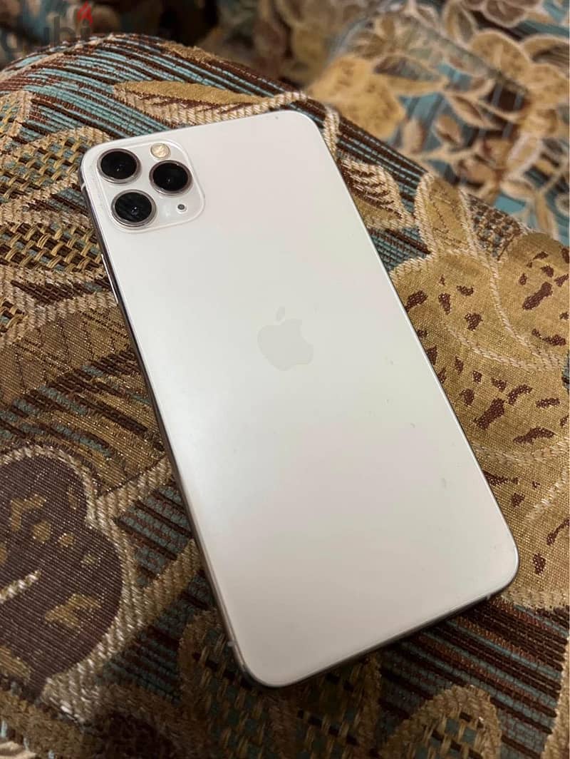 iPhone 11 pro max 2