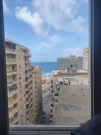شقه للبيع فيو بحر اسكندريه ميامي