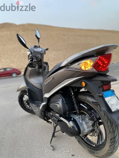 SYm St200i