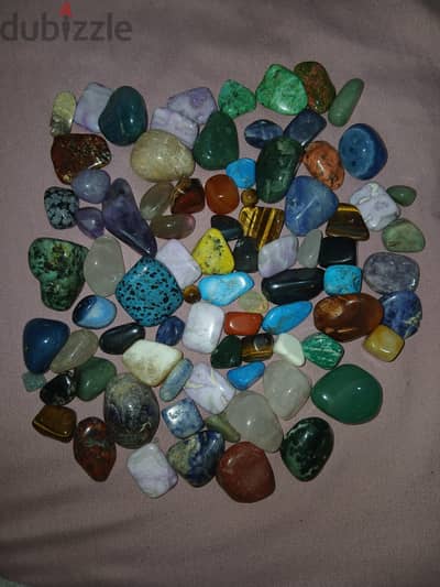 احجار كريمه Gem stones/crystals من جميع انحاء العالم