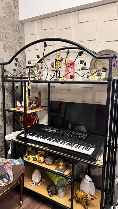 TV Unit Very good condition مكتبة تليفزيون في حالة كويسة جدا