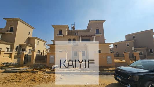 توين هاوس مميز للبيع في مرحلة أوبال داخل كمبوند سيتي جيت، بتصميم عصري ومساحات واسعة داخل مجتمع سكني متكامل الخدمات في قلب القاهرة الجديدة