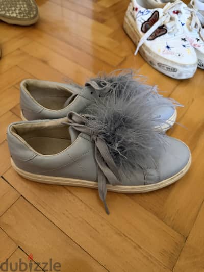 Zara sneakers size 38 مقاس