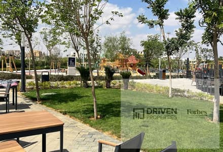 بالتقسيط استلام فوري شقه 3غرف متشطبه بالكامل للبيع في كمبوند او ويست O West Compound طريق الواحات 6 اكتوبر الجيزه