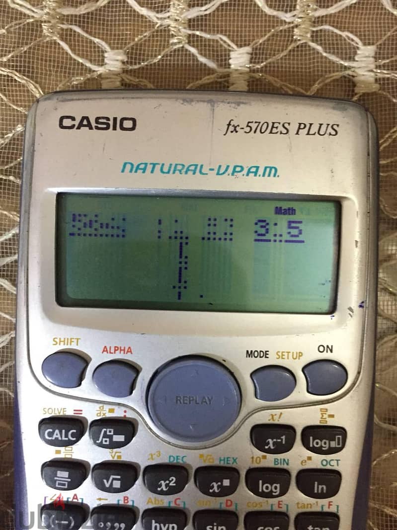 Casio fx - 570es plus 4