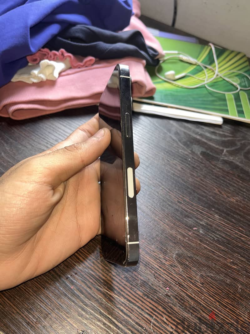 Iphone 13 pro 4