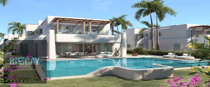 Chalet for sale in one of the best villages on the North Coast, with a direct sea view