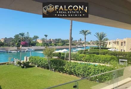 شاليه فاخر 149م بفيو على الكريستال لاجونز للبيع فى مارينا 8 marina by the lake الساحل الشمالى بالقرب من مراسى وسيدى عبدالرحمن