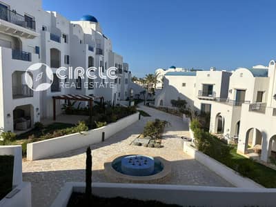 شاليه ٧٧م مفروش بالكامل للإيجار في مراسي  ١ غرفة نوم  القرية اليونانية الساحل الشمالي Marassi Greek Village