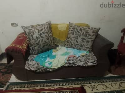 انتريه عموله  2كنبه 2كرسي 7شلت و6مخداه