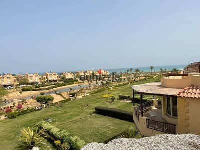 شالية متشطب في الساحل الشمالي من لافيستا باي فيو مباشر على البحر  La Vista Bay East