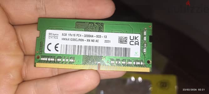 8 gigs 3200 DDR4