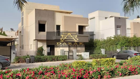 Villa for sale in Madinaty, fully finished at a commercial price