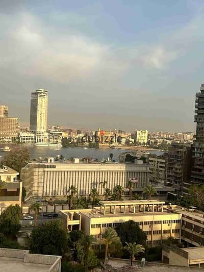 شقة مفروشة قرب فندق شيراتون للسكن الراقي والمميز بالدقي