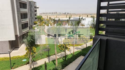 For rent in one of the most prestigious phases of Madinaty, a new law, ready for immediate occupancy. A 135 sq m apartment with high-end finishes, ful
