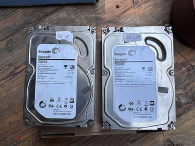 (32 س)  هارد ديسك Seagate Barracuda 2TB × 2