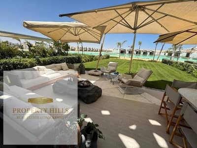 A walled villa with marinas and a 5% down payment will get you a fully finished villa on the sea